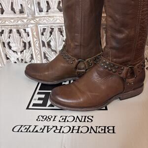 FRYE Phillip Harness Studded Tall Riding Boots Cognac Women’s Size 7 B 76506